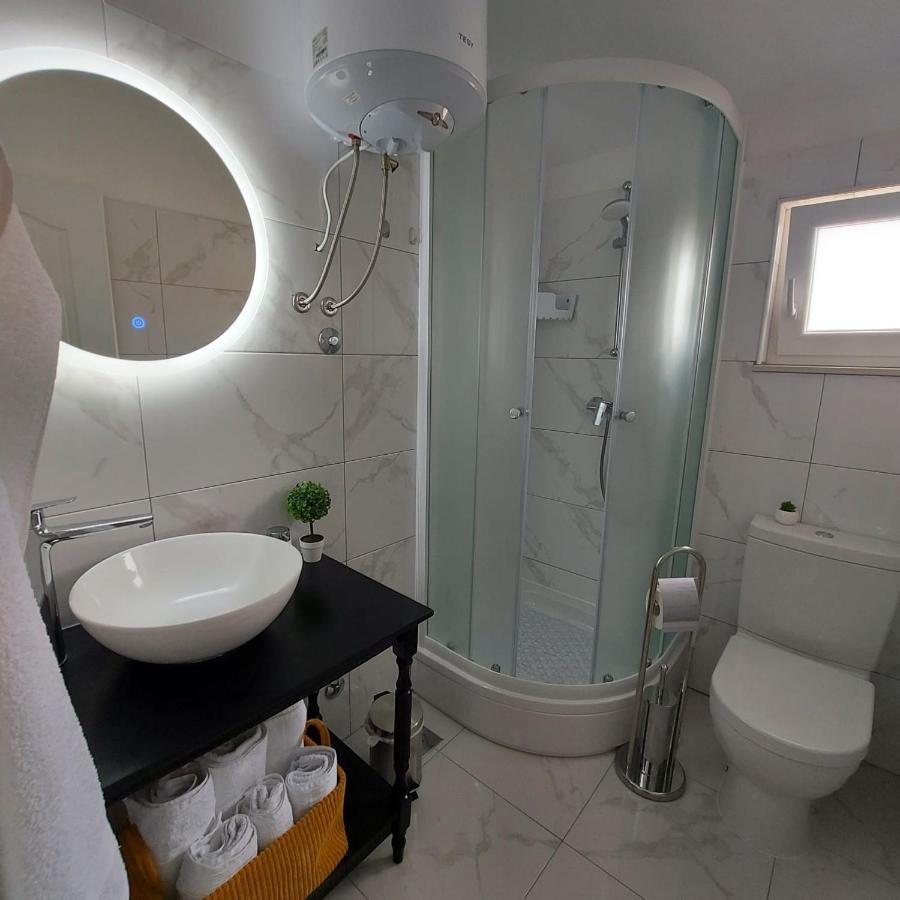 Apartmani NEVA, Pridraga Bagian luar foto
