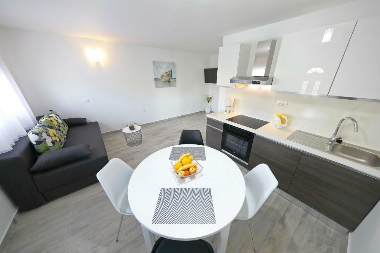 Apartmani NEVA, Pridraga Bagian luar foto