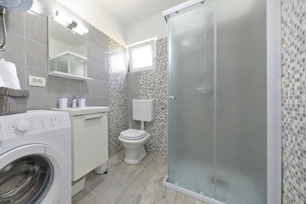 Apartmani NEVA, Pridraga Bagian luar foto