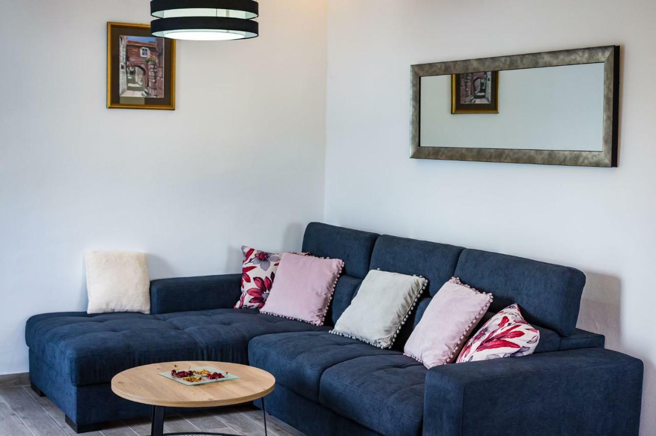 Apartmani NEVA, Pridraga Bagian luar foto