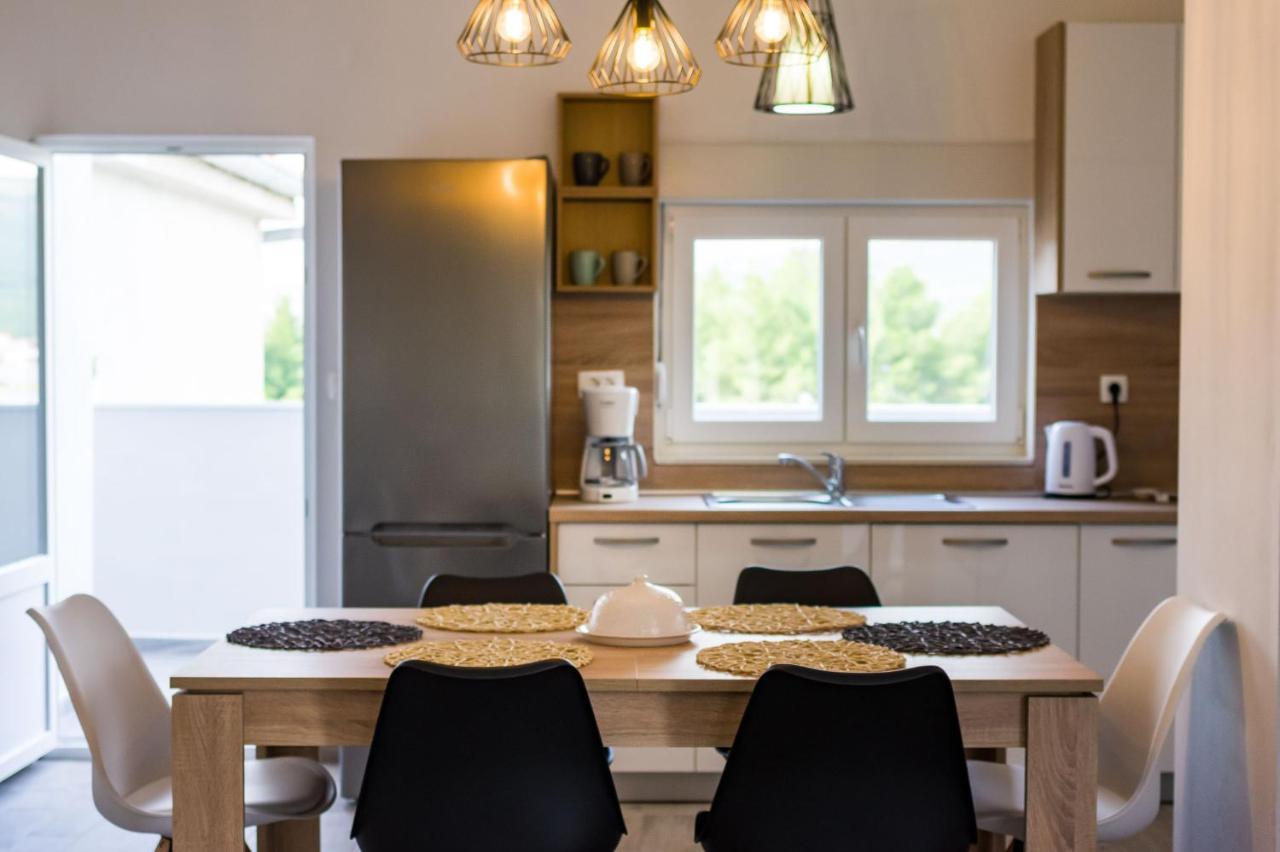 Apartmani NEVA, Pridraga Bagian luar foto